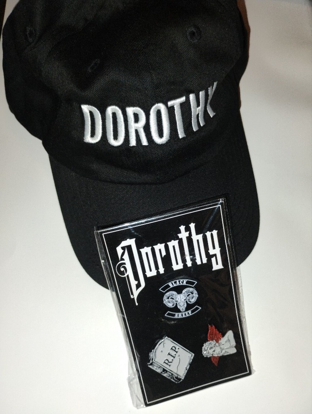 Black Dorothy Embroidered Baseball Cap With 3 Pens